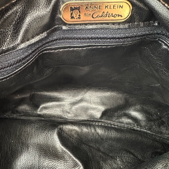 Anne Klein Calderon Vintage Bronze Leather shoulder Bag. Metal Snap Closure - Picture 7 of 11